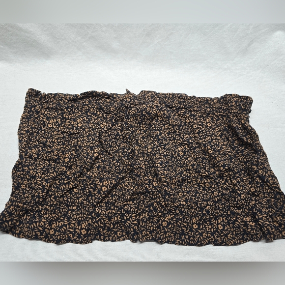 American Eagle- Brown floral strapless tube top- Size Large Women's - Picture 5 of 6